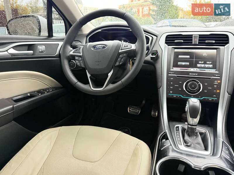 Седан Ford Fusion 2015 в Харькове
