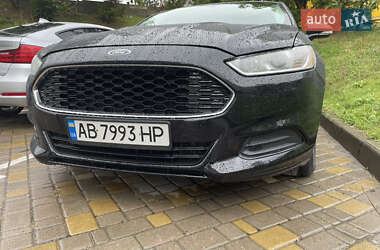 Седан Ford Fusion 2015 в 