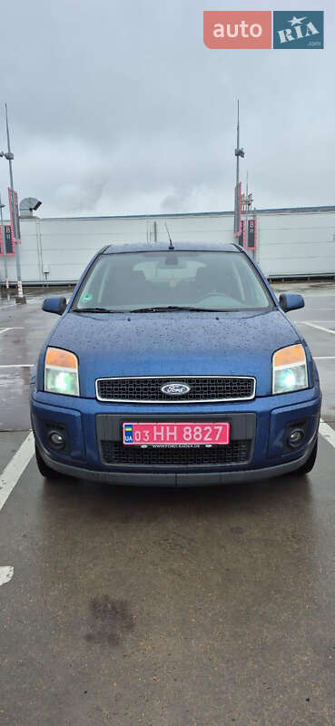 Хетчбек Ford Fusion 2008 в Києві
