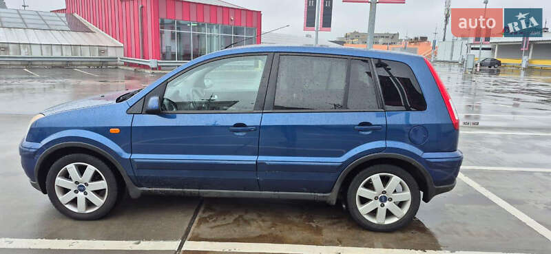Хетчбек Ford Fusion 2008 в Києві
