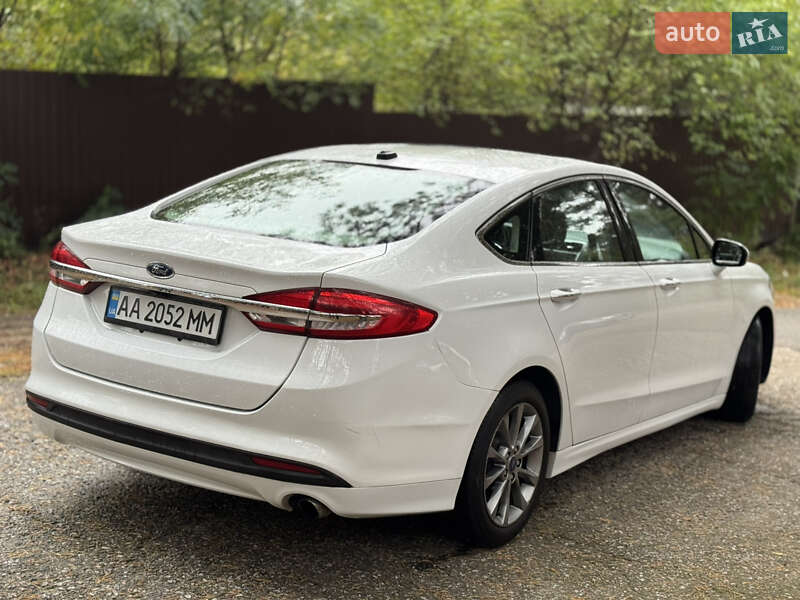 Седан Ford Fusion 2016 в Киеве