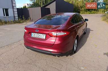 Седан Ford Fusion 2016 в 