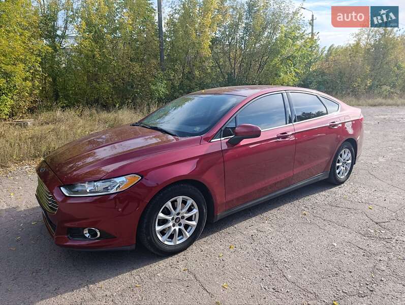 Седан Ford Fusion 2016 в Киеве