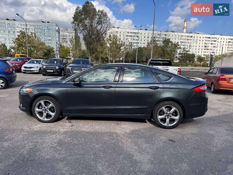 Седан Ford Fusion 2014 в Запоріжжі