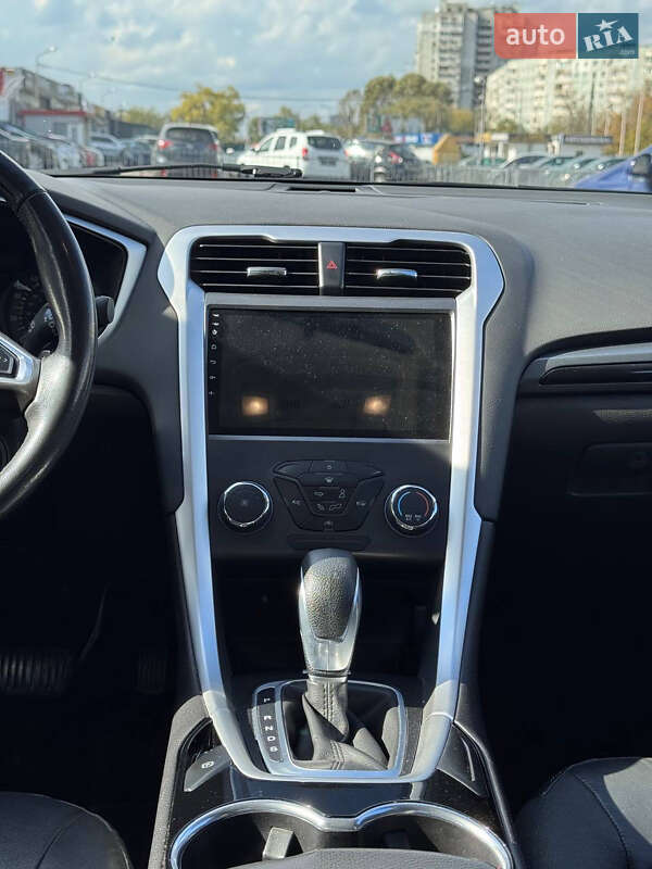Седан Ford Fusion 2014 в Запоріжжі