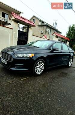 Седан Ford Fusion 2014 в 