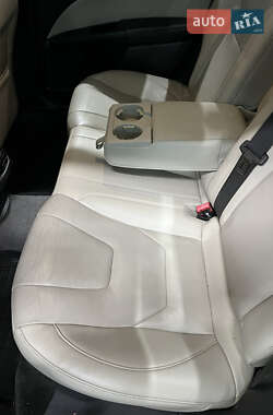 Седан Ford Fusion 2015 в 