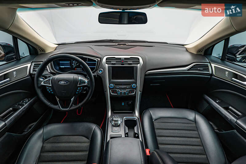 Седан Ford Fusion 2017 в Києві