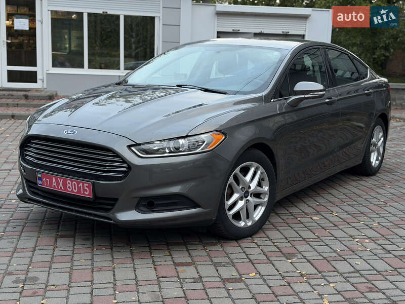 Седан Ford Fusion 2014 в Лубнах