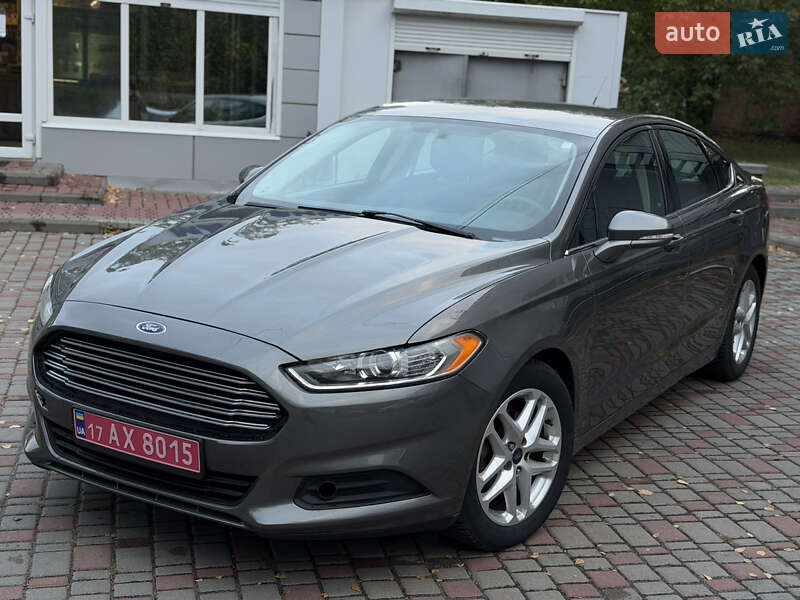 Седан Ford Fusion 2014 в Лубнах
