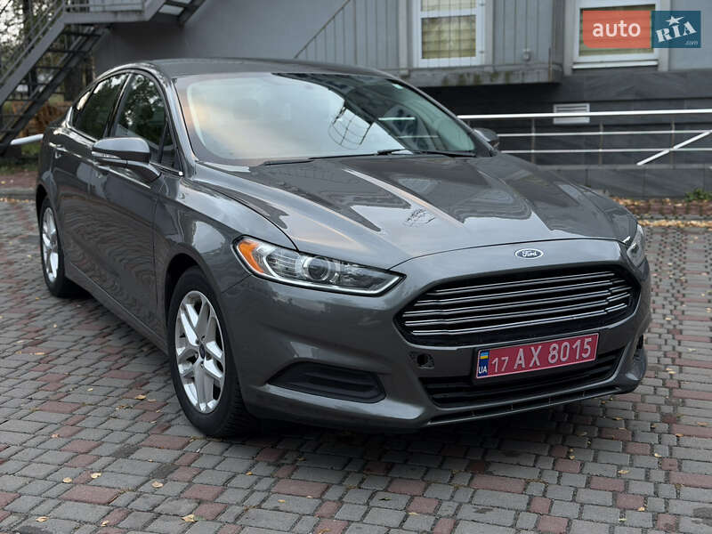 Седан Ford Fusion 2014 в Лубнах