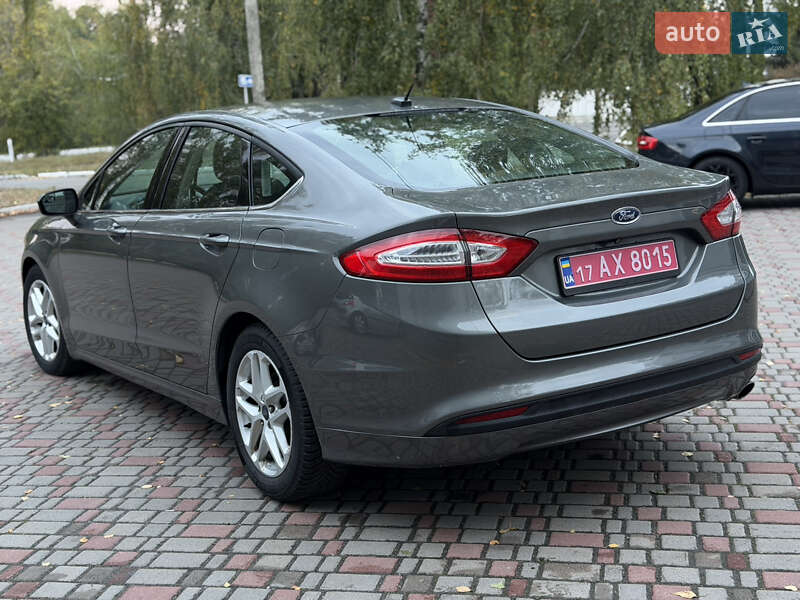 Седан Ford Fusion 2014 в Лубнах