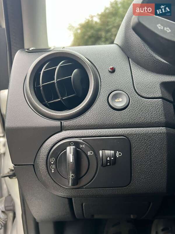 Хетчбек Ford Fusion 2004 в Дніпрі