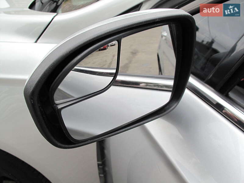 Седан Ford Fusion 2016 в Києві фото 35 Седан Ford Fusion 2016 в Києві