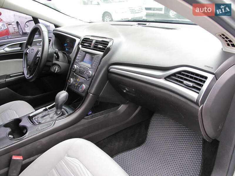 Седан Ford Fusion 2016 в Києві фото 59 Седан Ford Fusion 2016 в Києві
