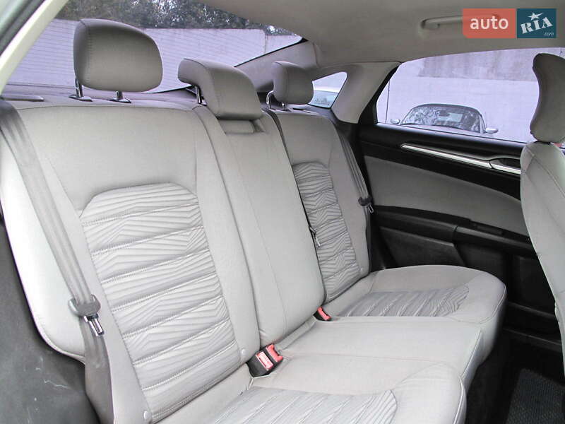 Седан Ford Fusion 2016 в Києві фото 70 Седан Ford Fusion 2016 в Києві