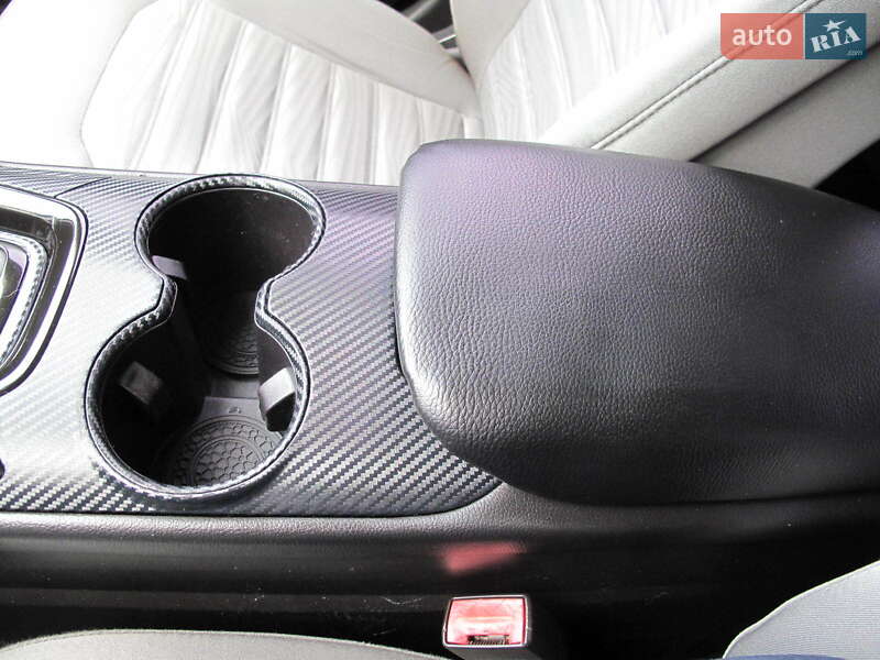 Седан Ford Fusion 2016 в Києві фото 83 Седан Ford Fusion 2016 в Києві