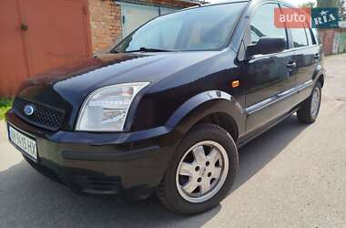 Хетчбек Ford Fusion 2005 в 