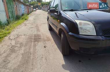 Хетчбек Ford Fusion 2005 в 