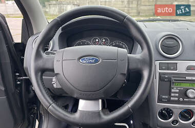 Хетчбек Ford Fusion 2009 в 