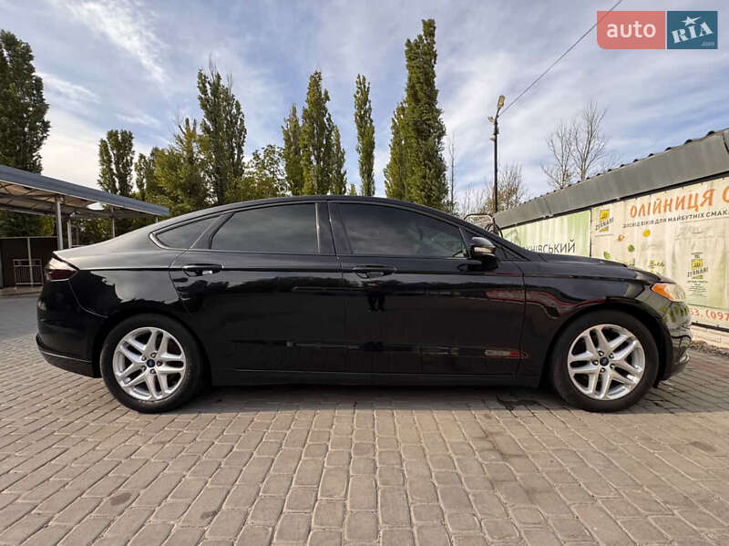 Седан Ford Fusion 2014 в Кременчуге