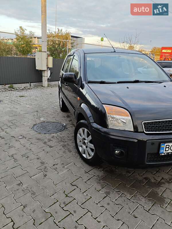 Хетчбек Ford Fusion 2011 в Львові