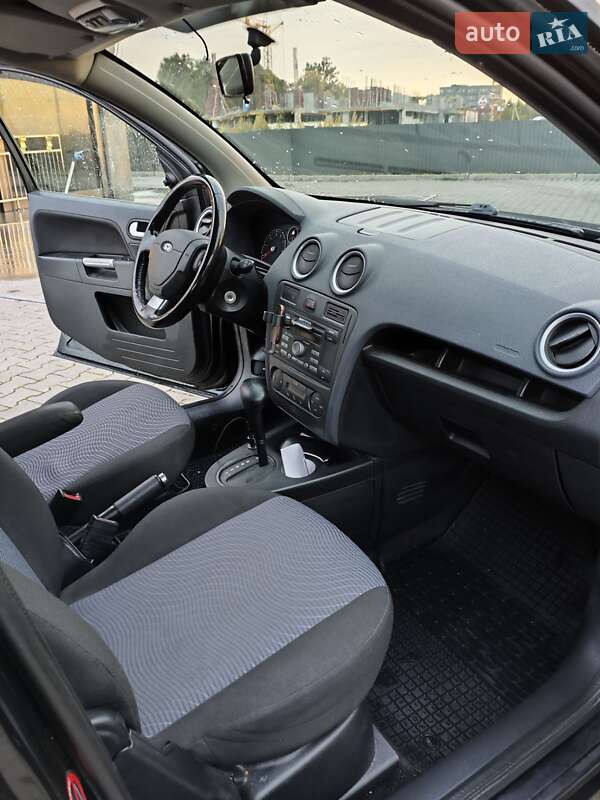 Хетчбек Ford Fusion 2011 в Львові