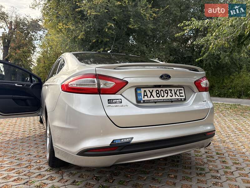Седан Ford Fusion 2014 в Харкові