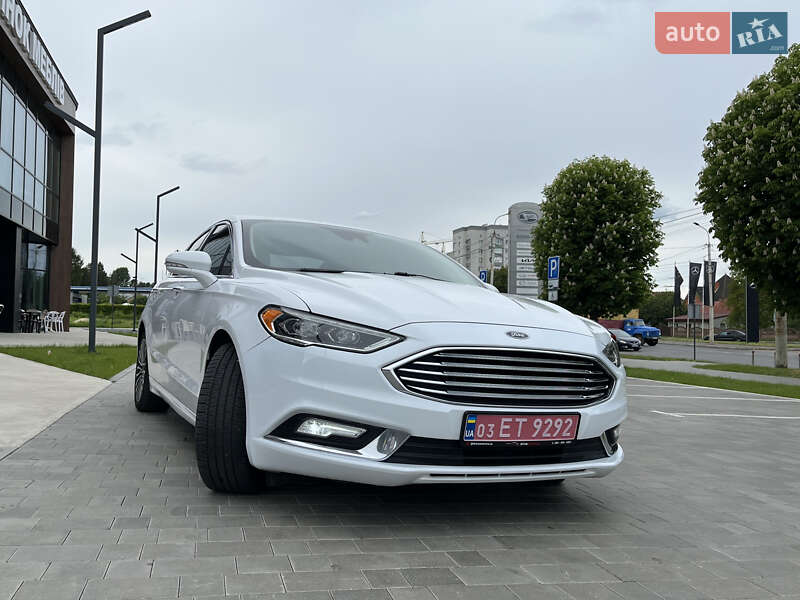 Седан Ford Fusion 2016 в Луцке