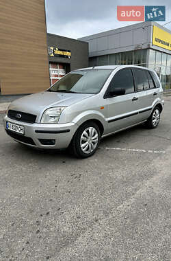 Хетчбек Ford Fusion 2003 в 