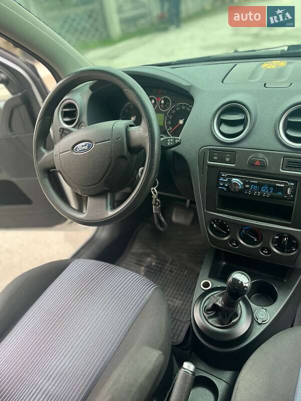 Хэтчбек Ford Fusion 2007 в Чорткове