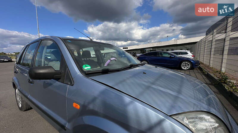 Хэтчбек Ford Fusion 2004 в Львове