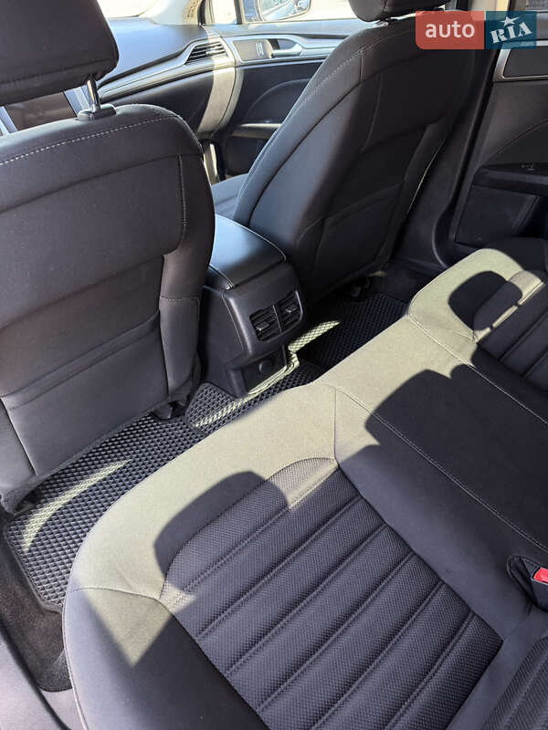 Седан Ford Fusion 2017 в Одессе