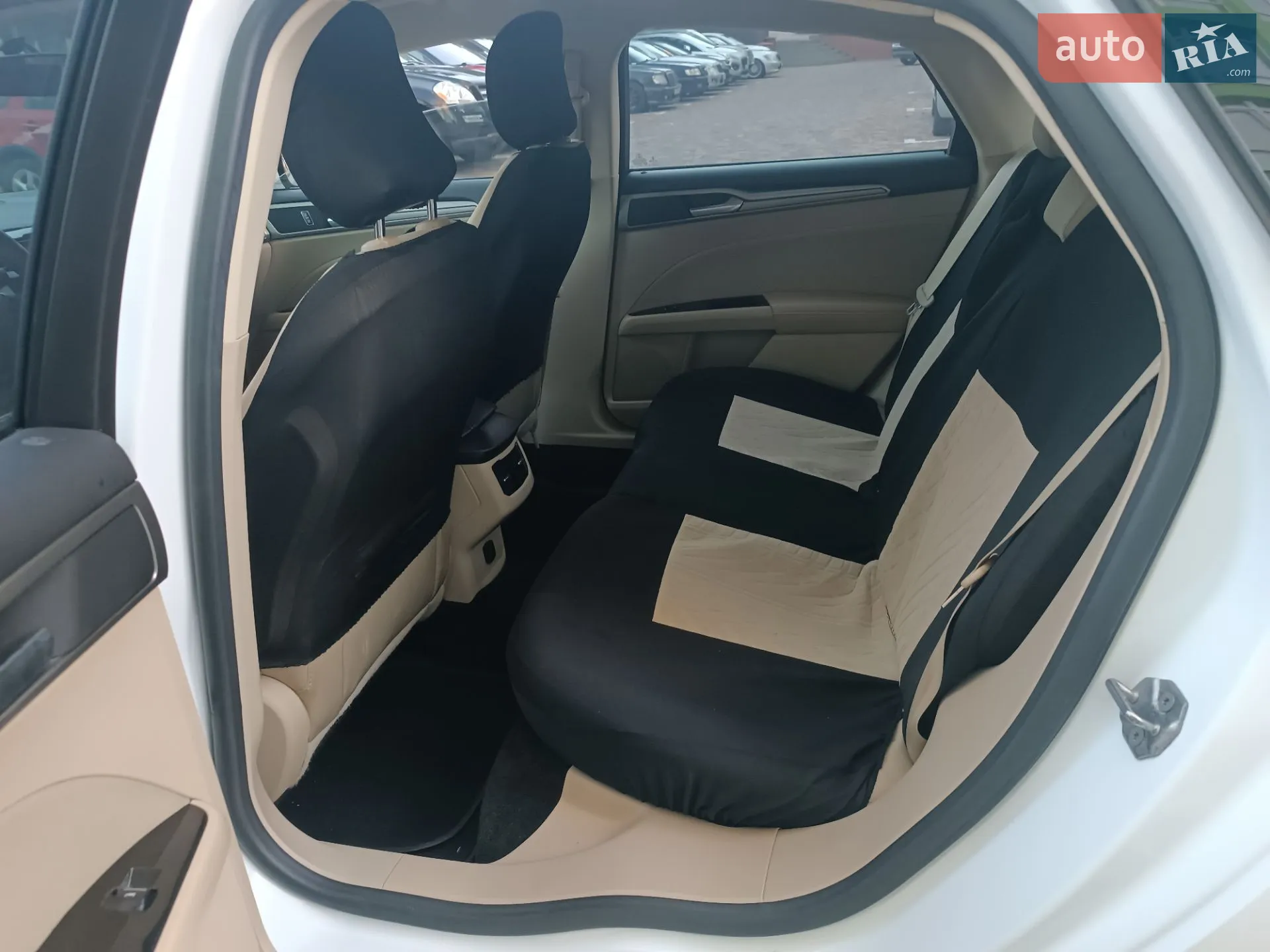 2016 Ford Fusion - мініатюра 9
