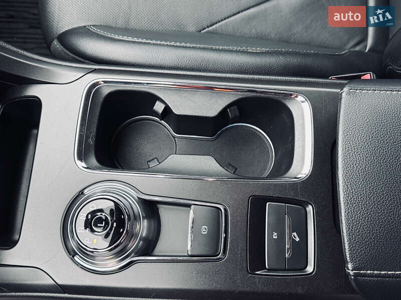 Седан Ford Fusion 2016 в Львове