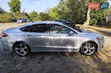 Седан Ford Fusion 2014 в 