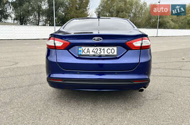 Седан Ford Fusion 2014 в 