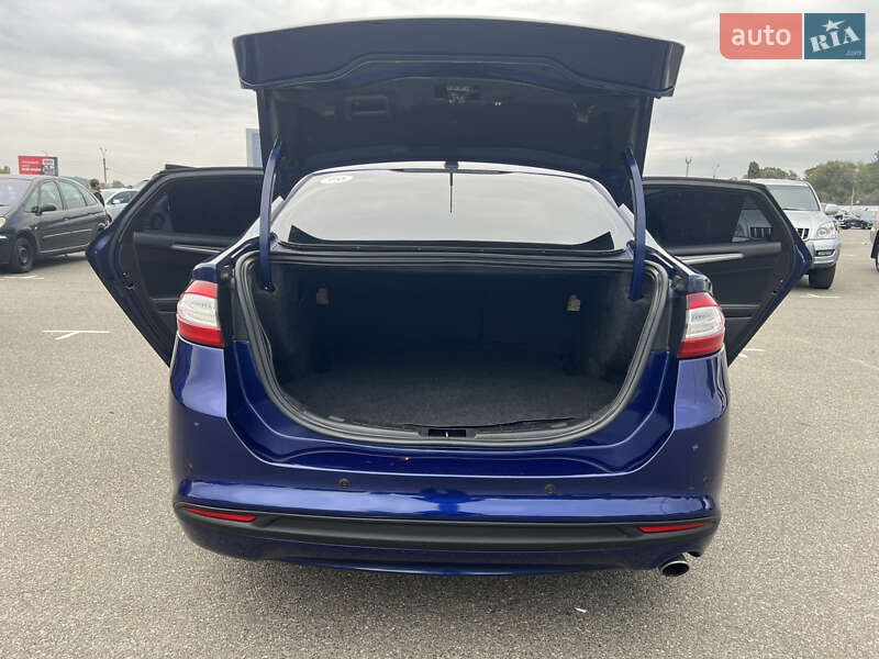 Седан Ford Fusion 2014 в Киеве