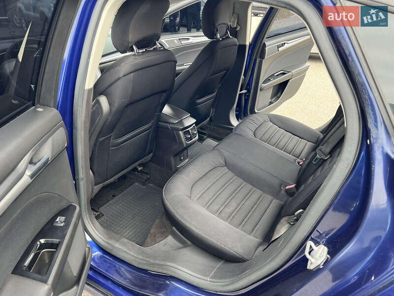 Седан Ford Fusion 2014 в Киеве