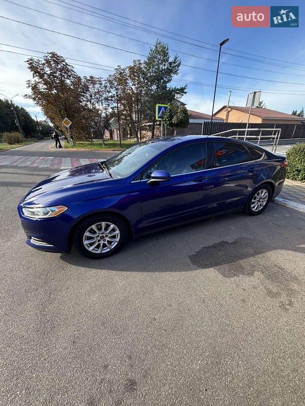Седан Ford Fusion 2015 в Киеве фото 4 Седан Ford Fusion 2015 в Киеве