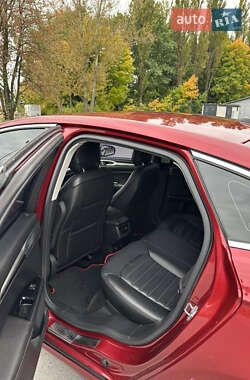 Седан Ford Fusion 2012 в 
