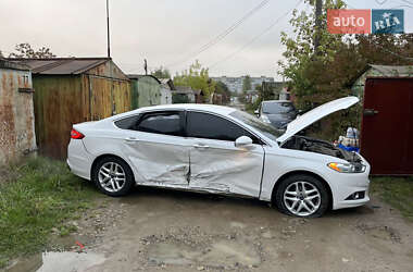 Седан Ford Fusion 2014 в 