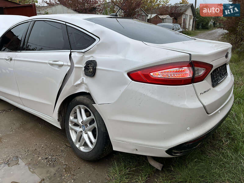 Седан Ford Fusion 2014 в Ивано-Франковске