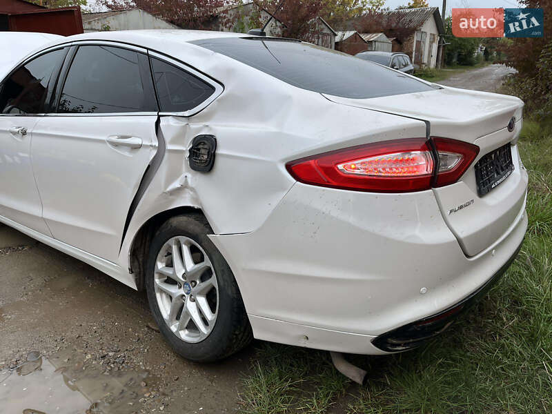 Седан Ford Fusion 2014 в Ивано-Франковске
