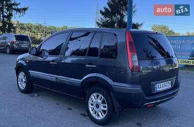 Хэтчбек Ford Fusion 2008 в 