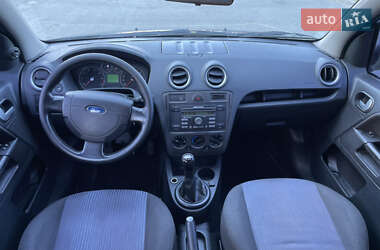Хэтчбек Ford Fusion 2008 в 