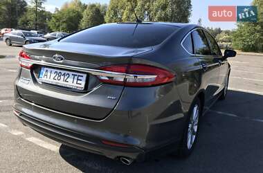 Седан Ford Fusion 2016 в 