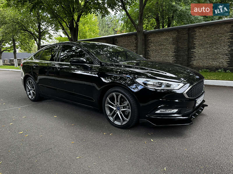 Седан Ford Fusion 2017 в Днепре