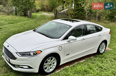 Ford Fusion 2016
