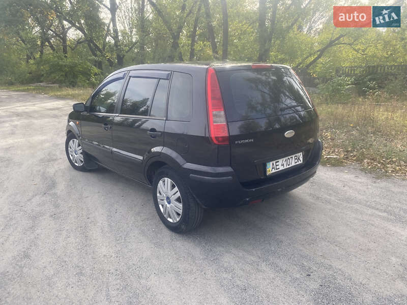 Хэтчбек Ford Fusion 2003 в Днепре